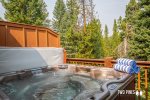 Private Hot Tub, Gas Grill, & Outdoor Seating